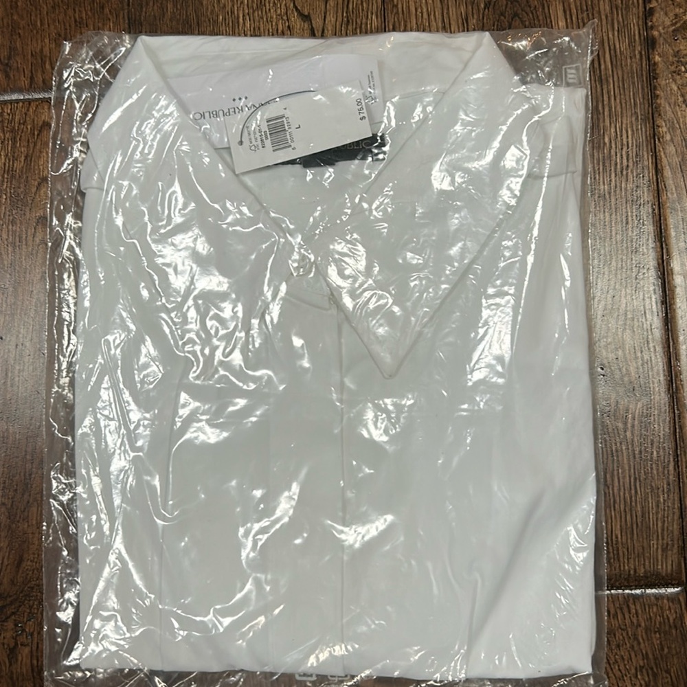 Banana Republic Fitted Poplin Shirt NWT